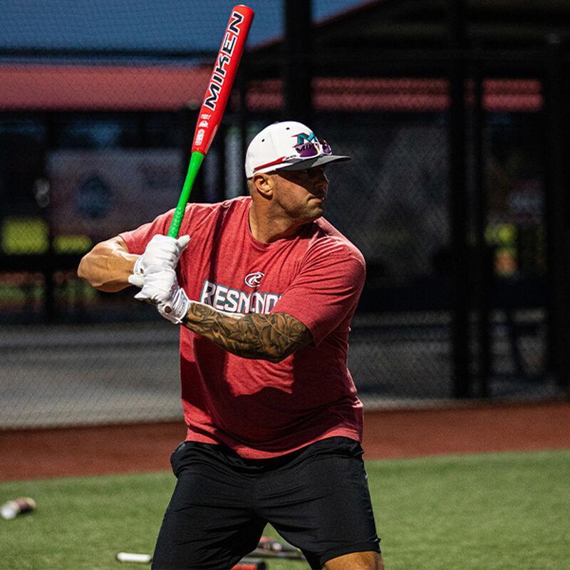2024 Miken Hot Sauce Maxload USSSA Slowpitch Softball Bat - MSU4HSL – Product View | Smash It Sports | composite, usssa, two-