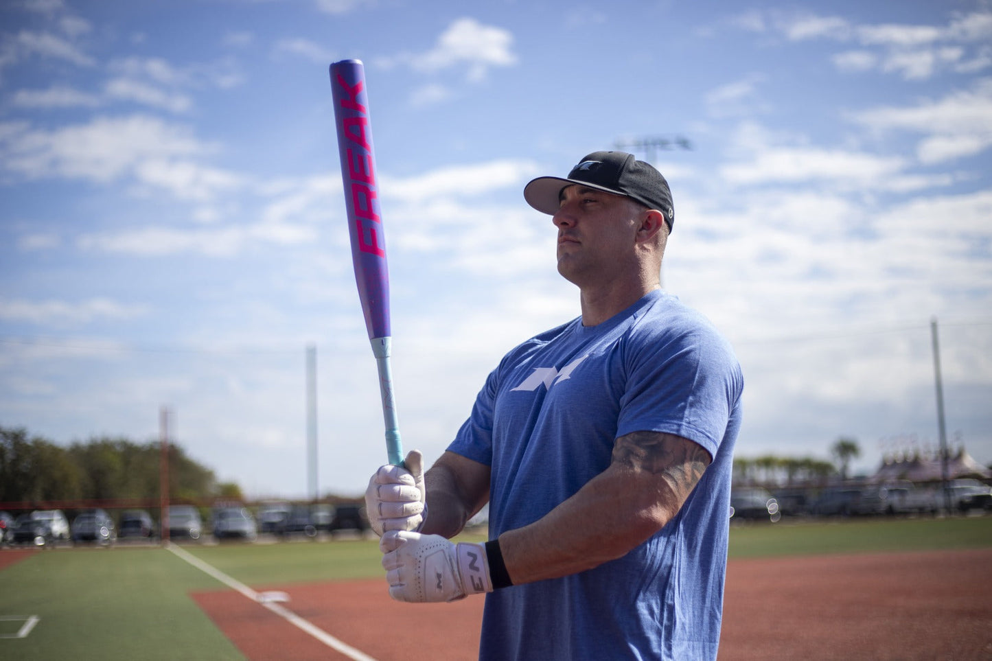 2026 Miken Freak Splatter 2-Piece Balanced USA/ASA Slowpitch Softball Bat - MSA6FRKB – Lifestyle Shot | Smash It Sports | ash