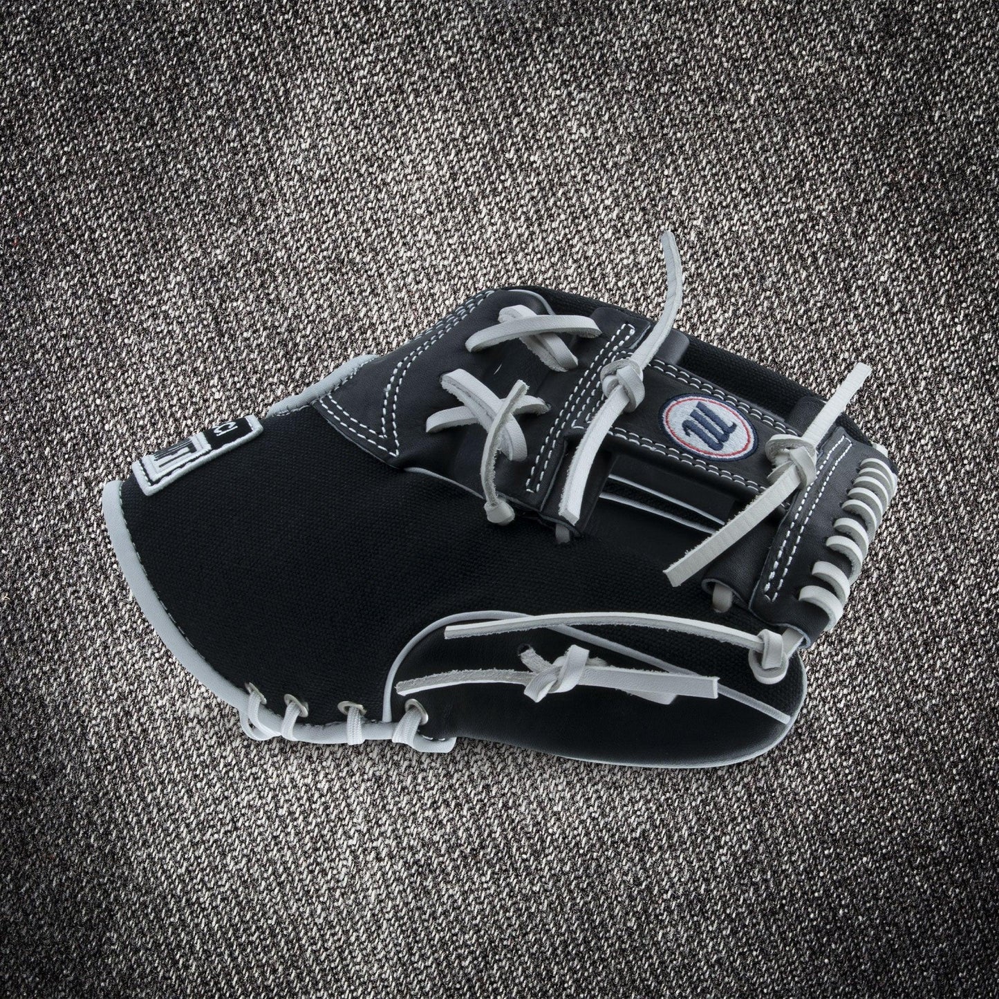Marucci Nightshift Series Chuck T 11.5" Fielding Glove - MFGNTSHFT-0103 – Fourth View | Smash It Sports