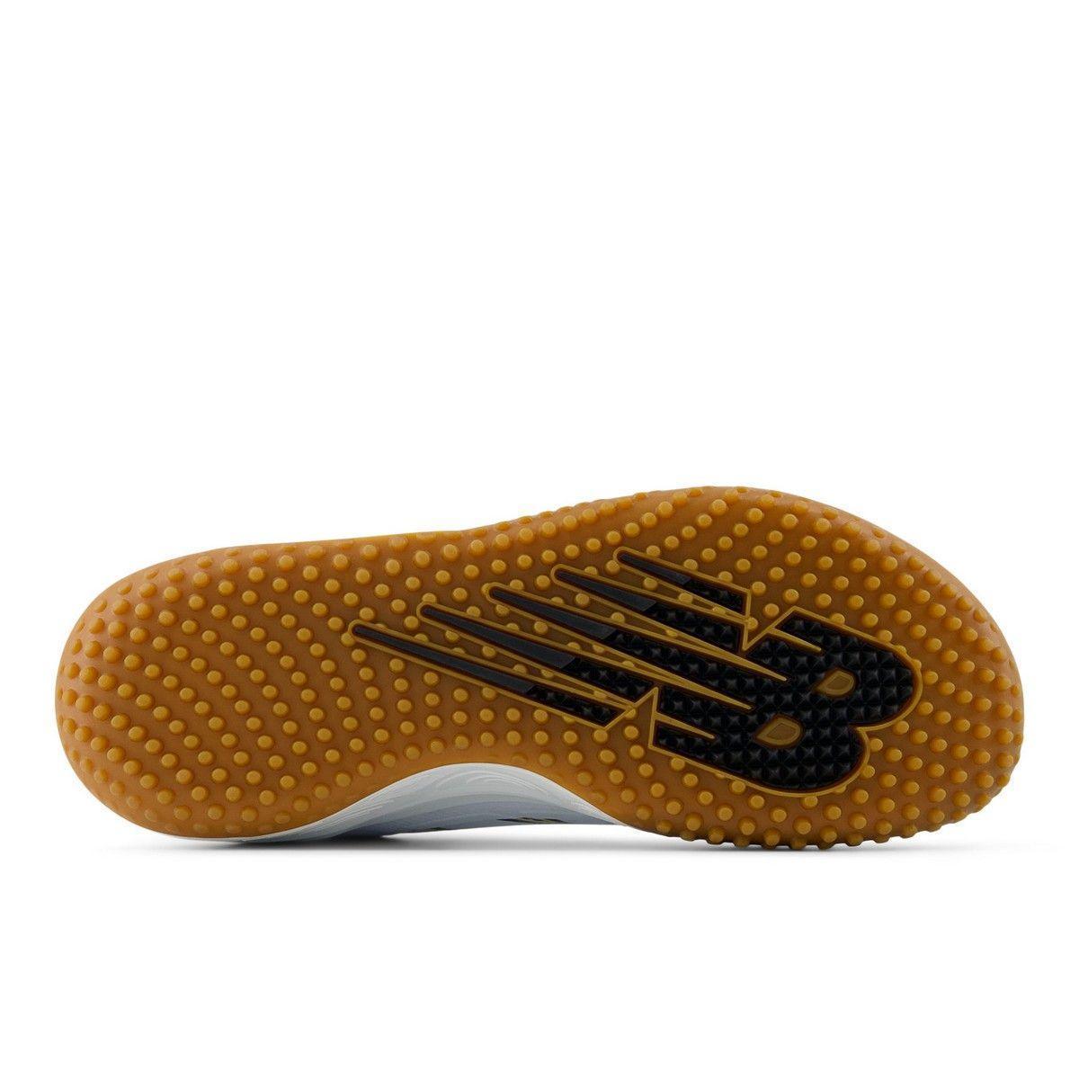 New Balance Men's Fresh Foam 3000 v7 Turf Baseball Shoes - White/Gum - T3000TW7 - Smash It Sports