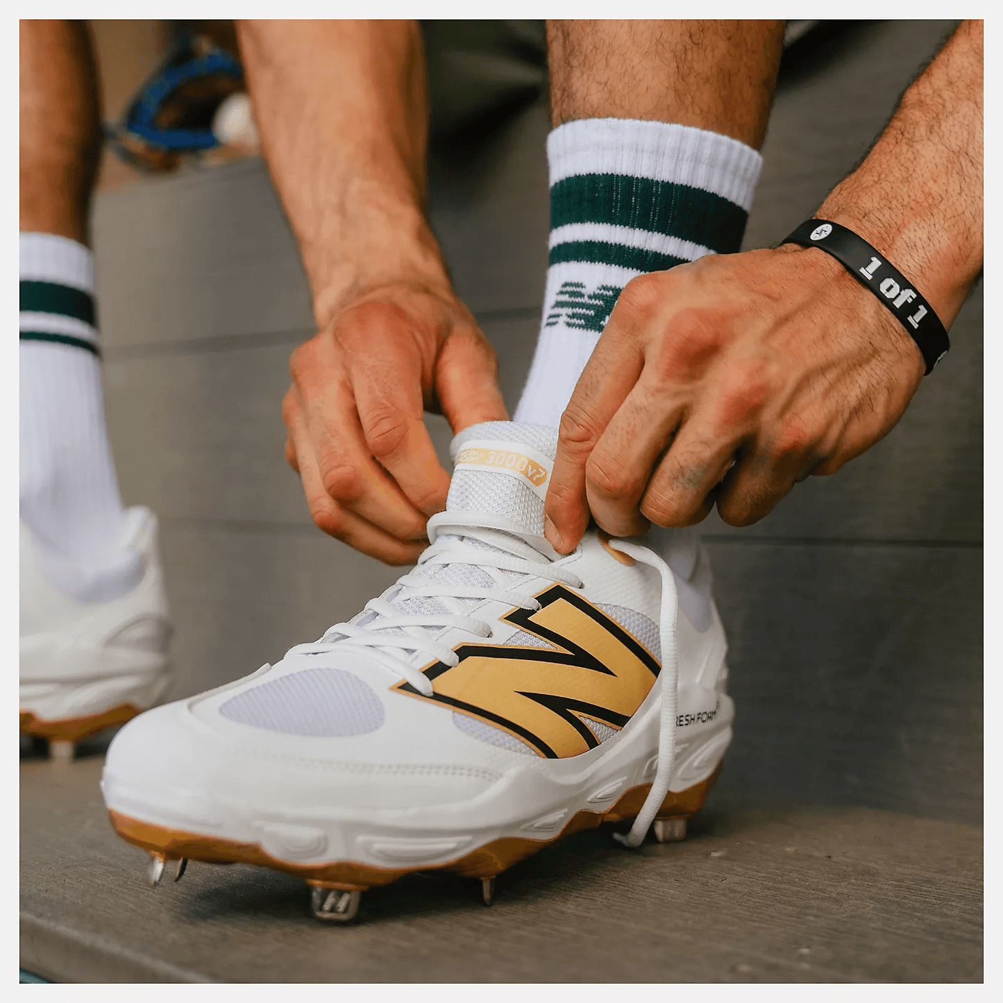 New Balance Men's Fresh Foam X 3000 v7 Metal Baseball Cleats - White/Gold - L3000GS7 - Smash It Sports