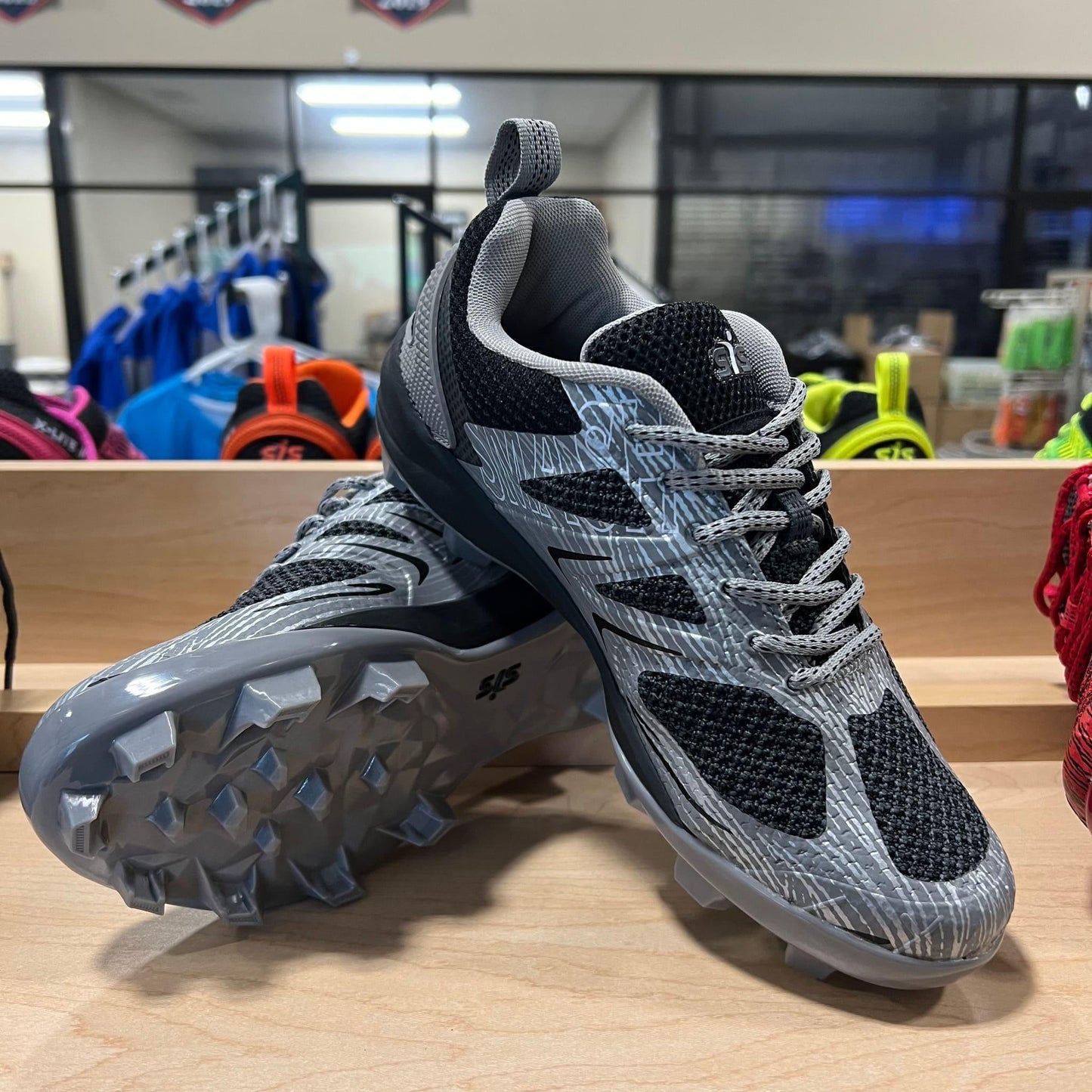 Smash It Sports X Lite Molded Cleat - Platinum – Primary View | Smash It Sports | This, The Best Softball, Turf Shoes Just