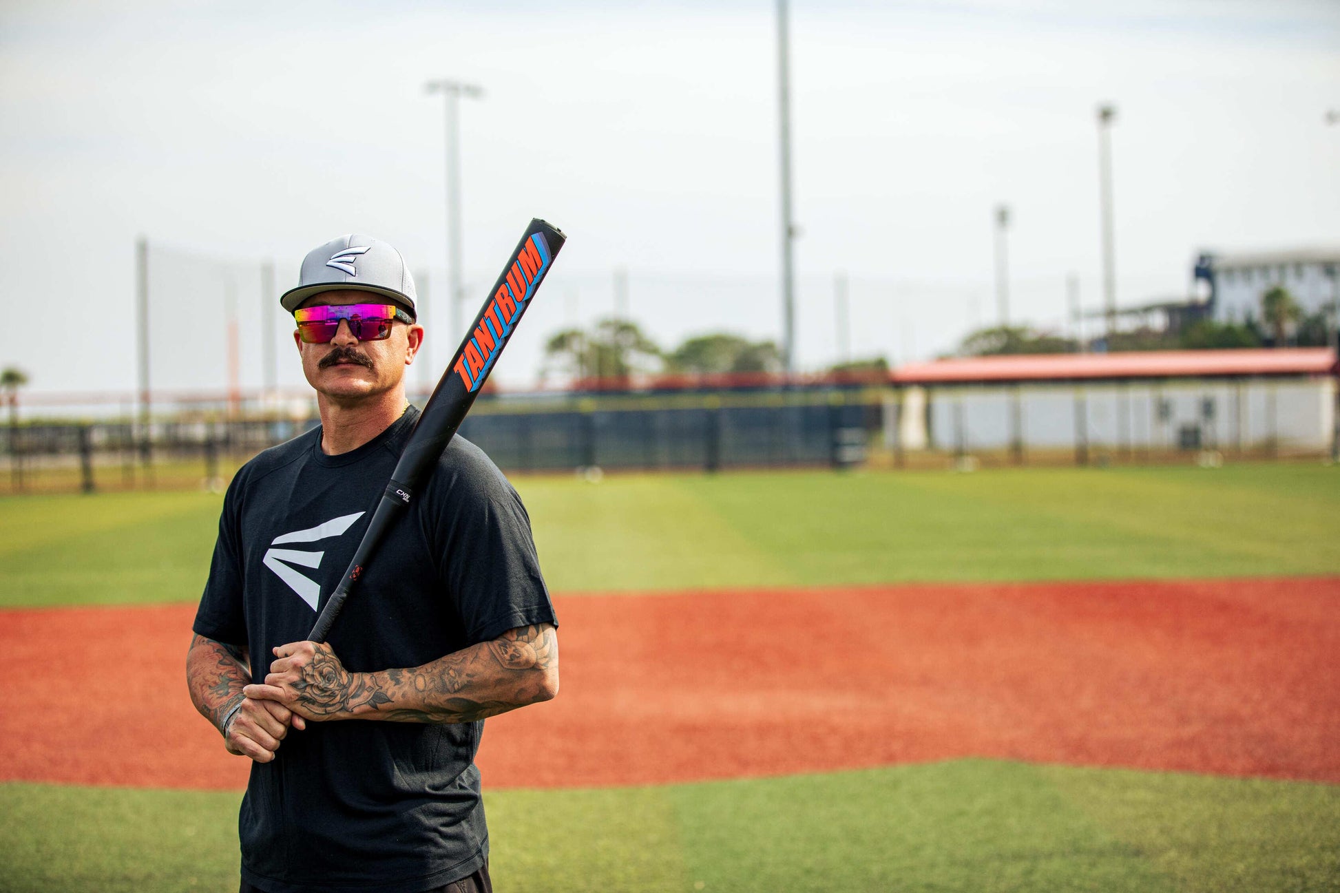 2025 Easton Tantrum 12.5" 2-Piece Motherload USSSA Slowpitch Softball Bat - ESU5TNTX – Product View | Smash It Sports | usssa