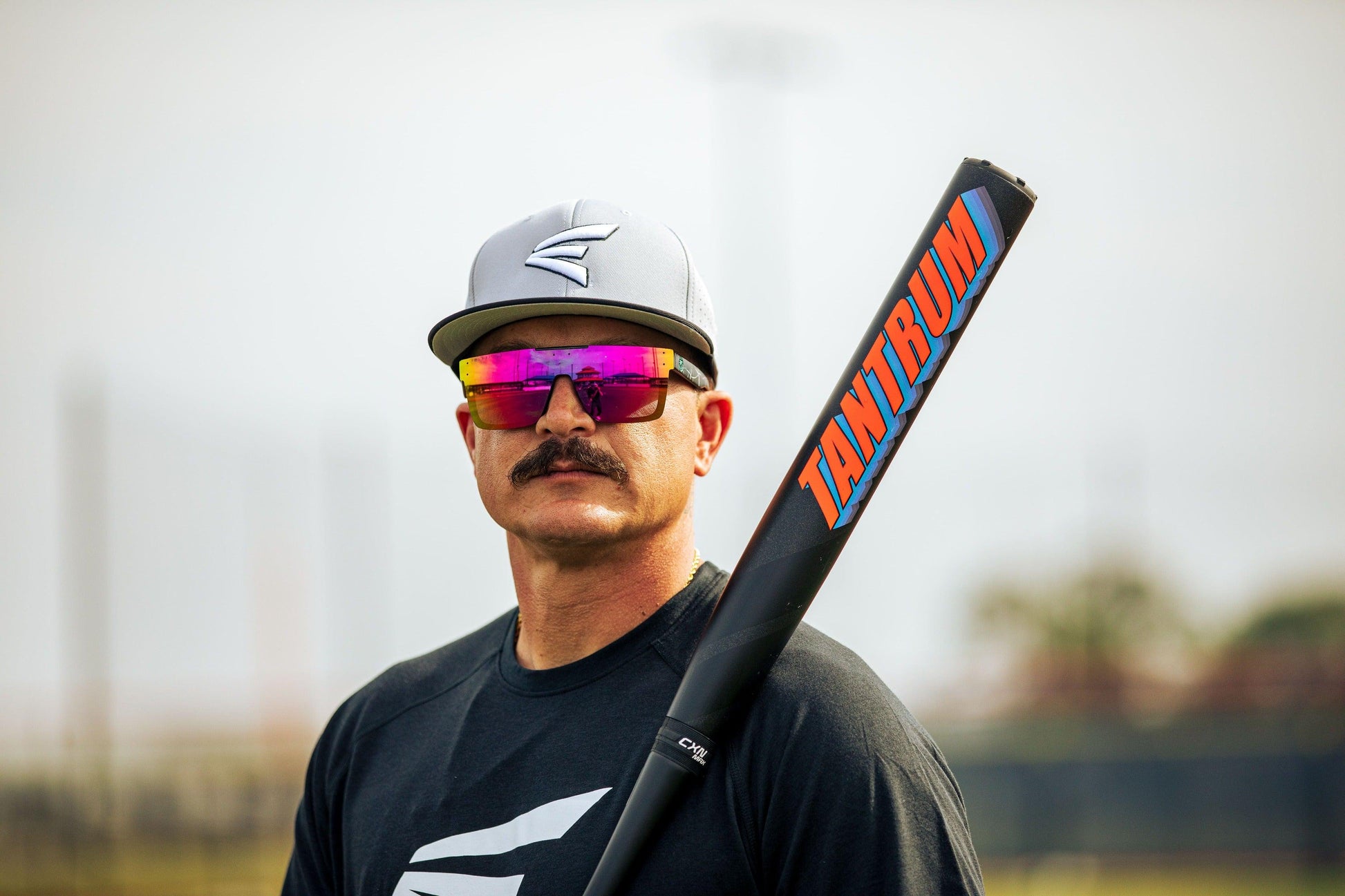 2025 Easton Tantrum 12.5" 2-Piece Motherload USSSA Slowpitch Softball Bat - ESU5TNTX – Product View | Smash It Sports | usssa