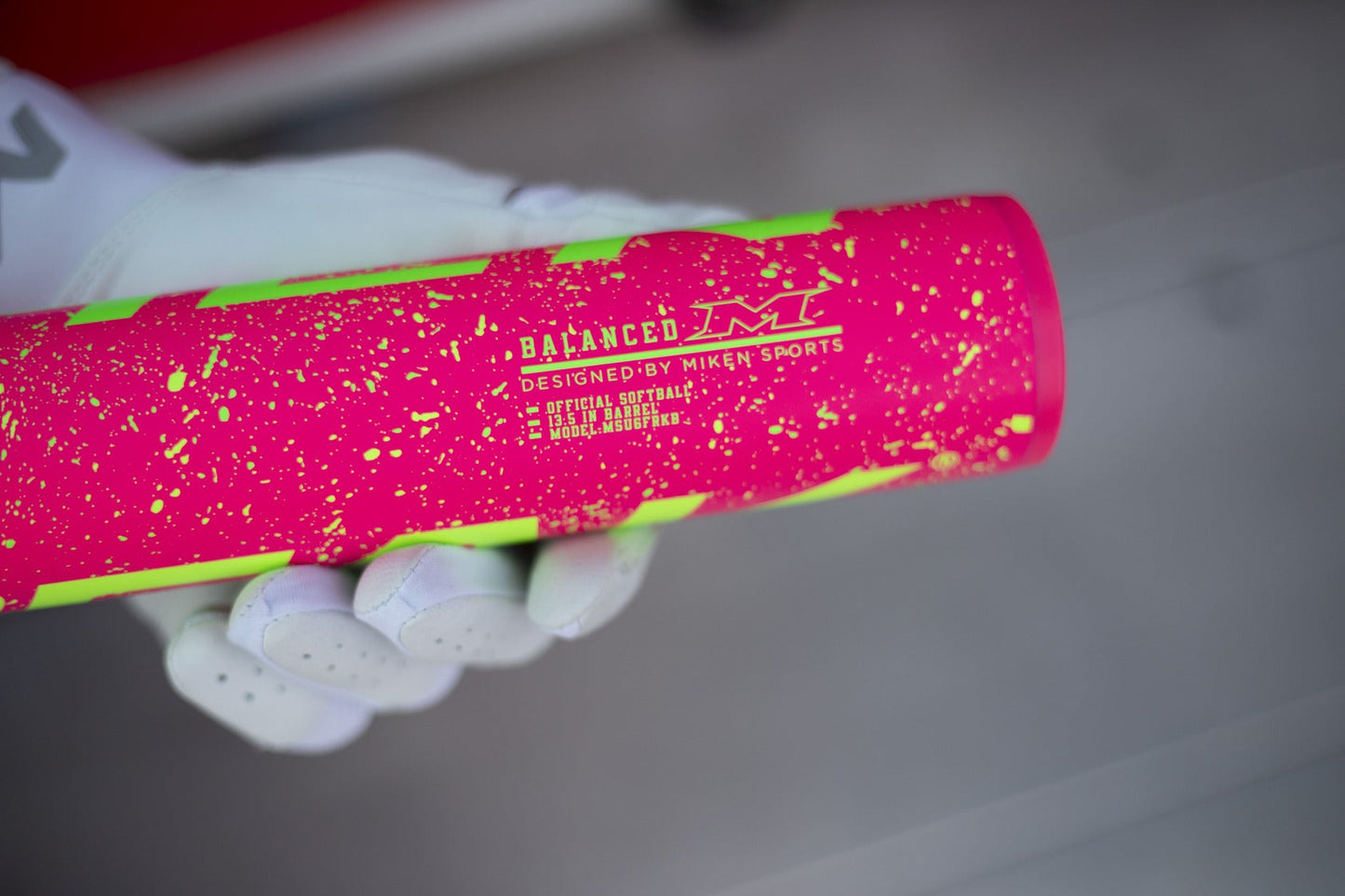 2026 Miken Freak Splatter 2-Piece Balanced USSSA Slowpitch Softball Bat - MSU6FRKB