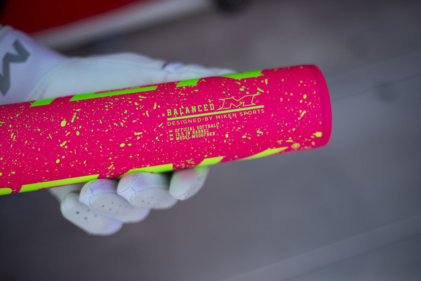 2026 Miken Freak Splatter 2-Piece Balanced USSSA Slowpitch Softball Bat - MSU6FRKB