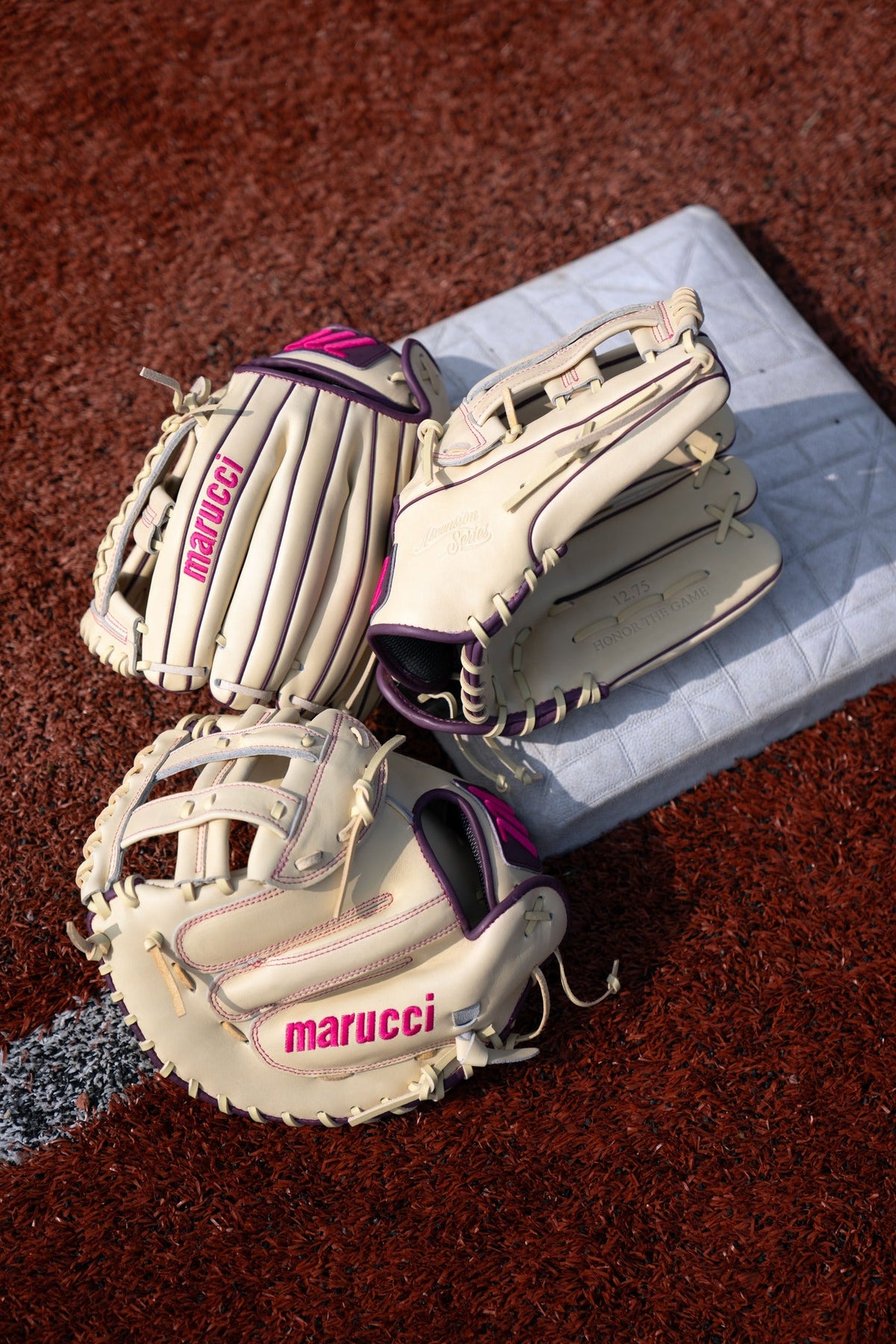 Fielding Gloves Sale Ascension 05061 at Smash It Sports