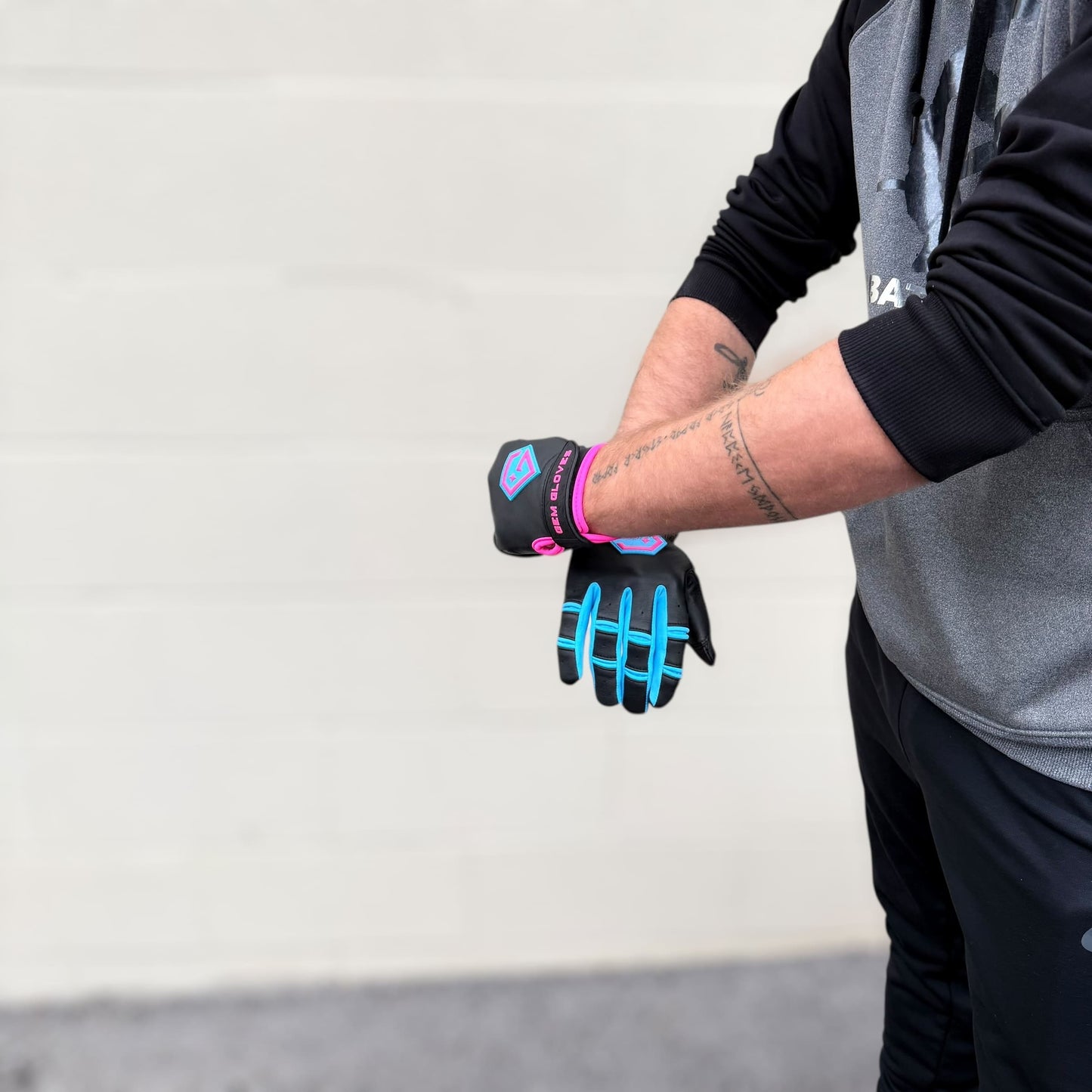 Gem Glove Prospector Short Cuff Batting Glove - Black/White