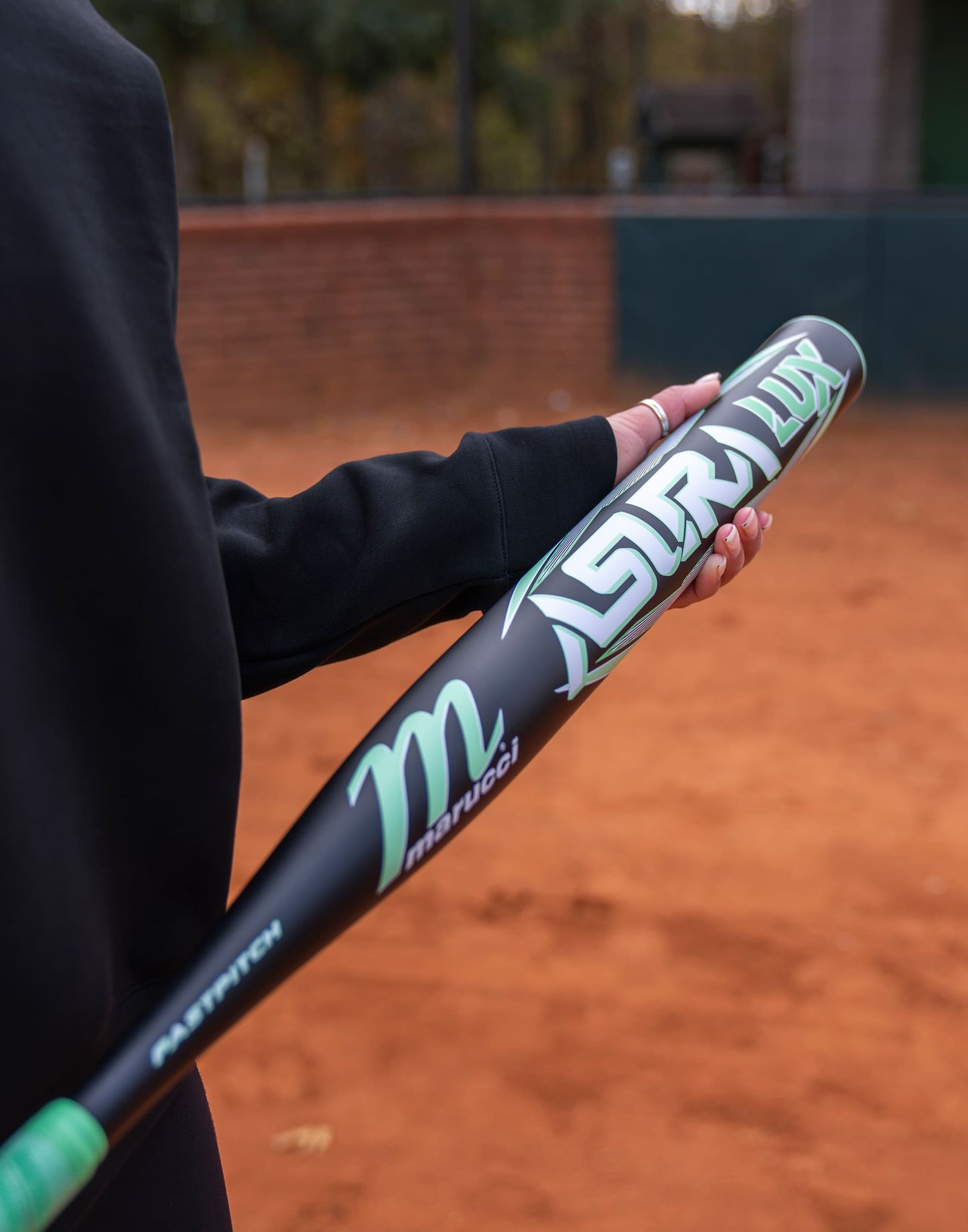 2026 Marucci ASURA LUX -10 Fastpitch Softball Bat - MFPASL10