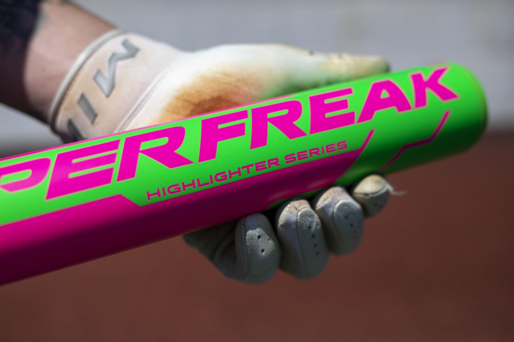 2026 Miken Super Freak Highlighter Supermax USA/ASA Slowpitch Softball Bat - MSA6SFHX – Product View | Smash It Sports | pro,