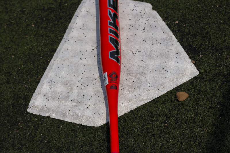 2025 Miken Ultra Gamer Series Johnny Bailey 1-Piece SSUSA Senior Slowpitch Softball Bat - MSS5JB1L – Product View | Smash It 