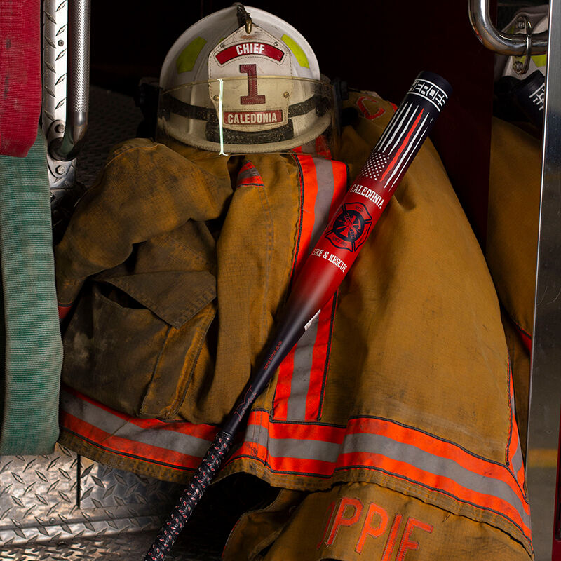 2025 Miken HEROES Caledonia Fire Balanced 1-Piece USSSA Slowpitch Softball Bat - MSU5HERO1B – Product View | Smash It Sports 