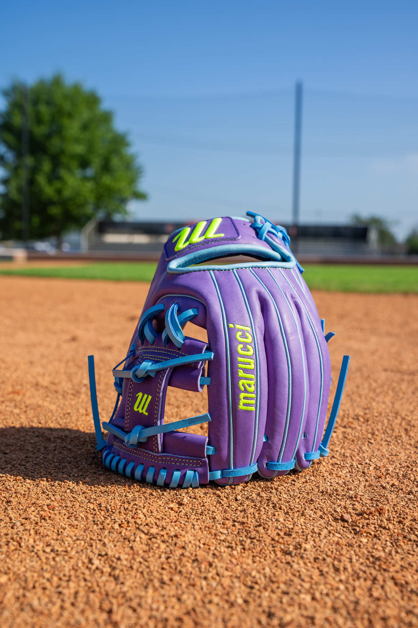 Marucci Capitol 43A2 11.5" Baseball Fielding Glove – Lifestyle Shot | Smash It Sports | leather, kip, pro