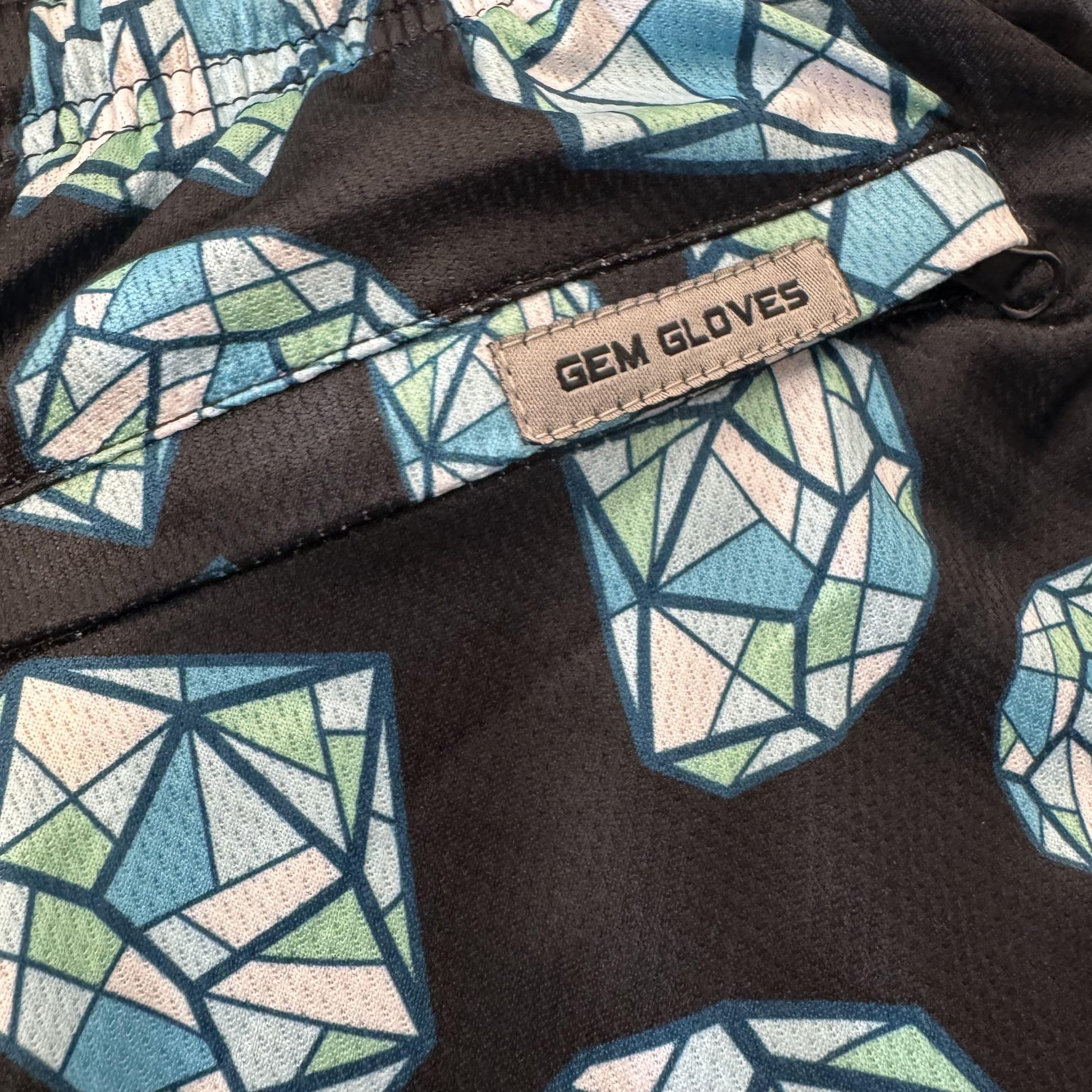 Gem Gloves Mesh Shorts - Diamonds - Smash It Sports