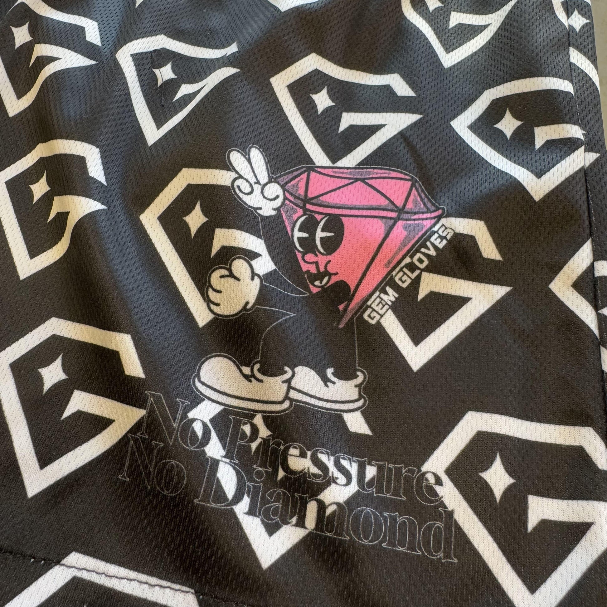 Gem Gloves Mesh Shorts - No Pressure No Diamonds - Black/White - Smash It Sports