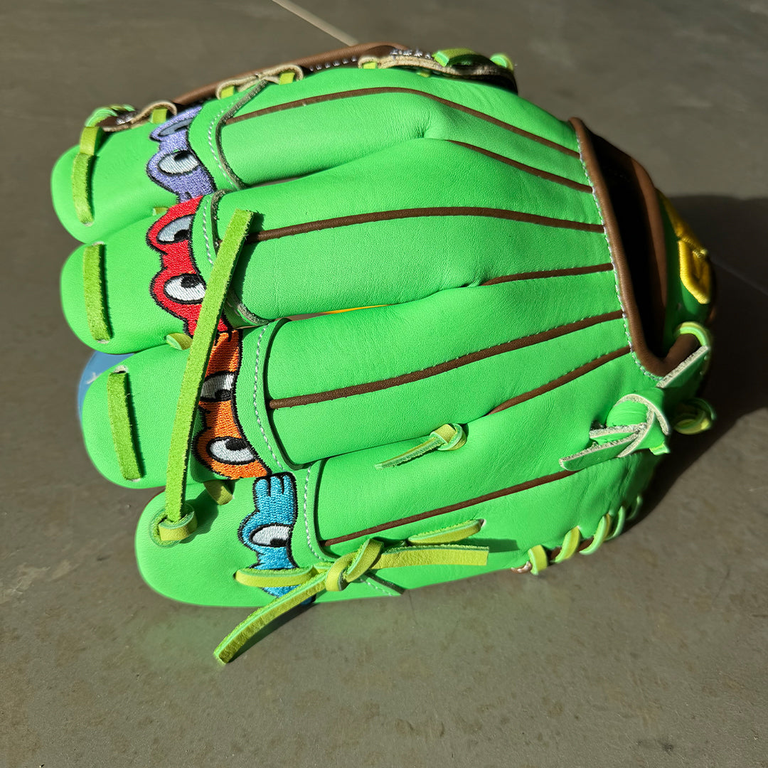 Gem Gloves Softball Fielding Glove - GEM090 Pizza Party – Product View | Smash It Sports | leather, kip, pro