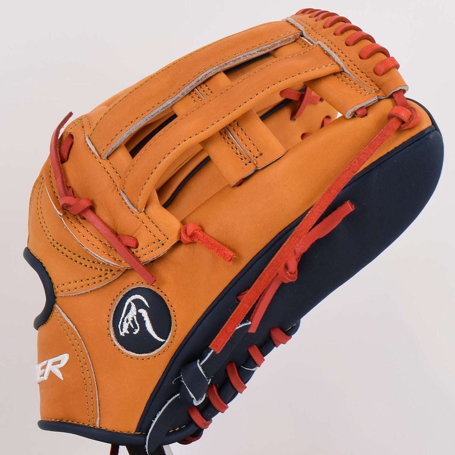 Viper Japanese Kip Leather Slowpitch Softball Fielding Glove - Tan/Navy – Product View | Smash It Sports | leather, kip, pro